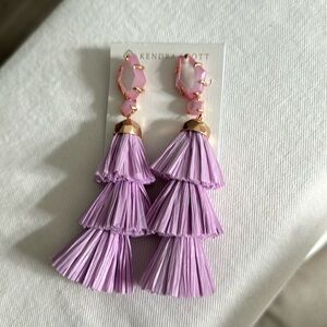 NWOT Kendra Scott rafia statement tassel earrings-Liliac